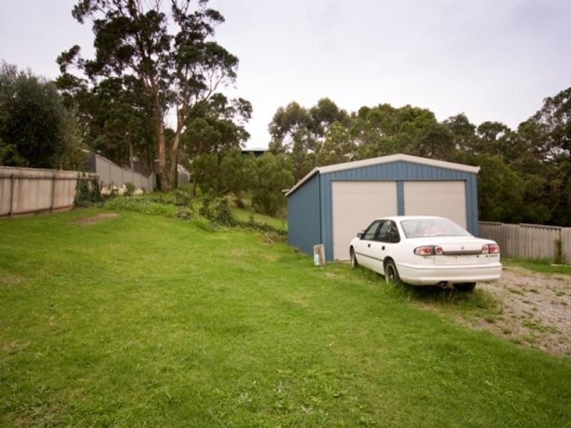 8 Champion Street, Mira Mar WA 6330