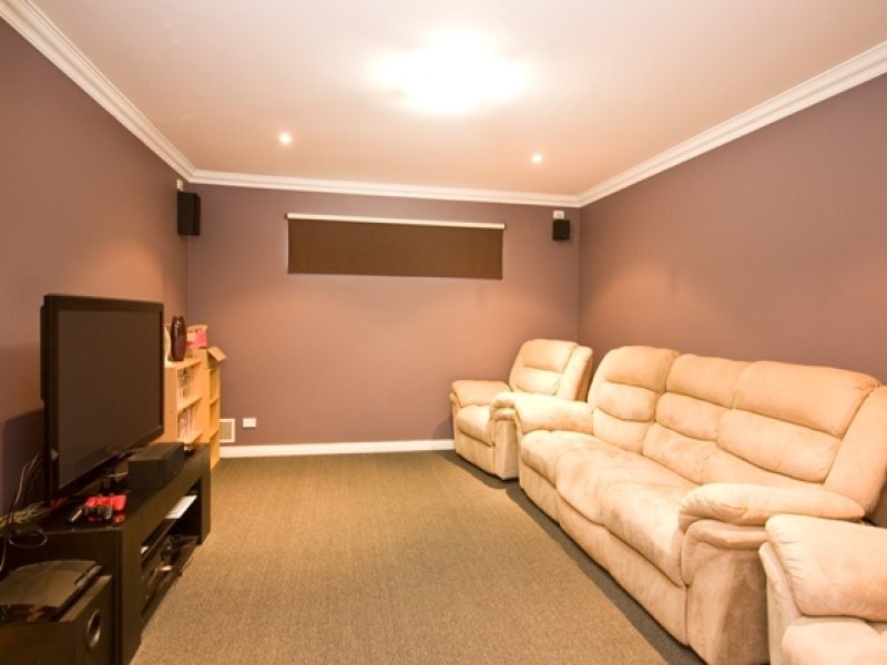 193 Deloraine Drive, Warrenup WA 6330