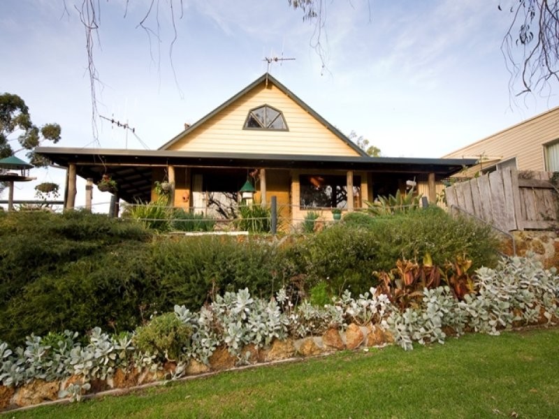 100 Alison Parade, Bayonet Head WA 6330