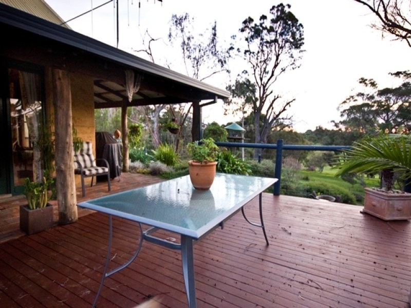 100 Alison Parade, Bayonet Head WA 6330