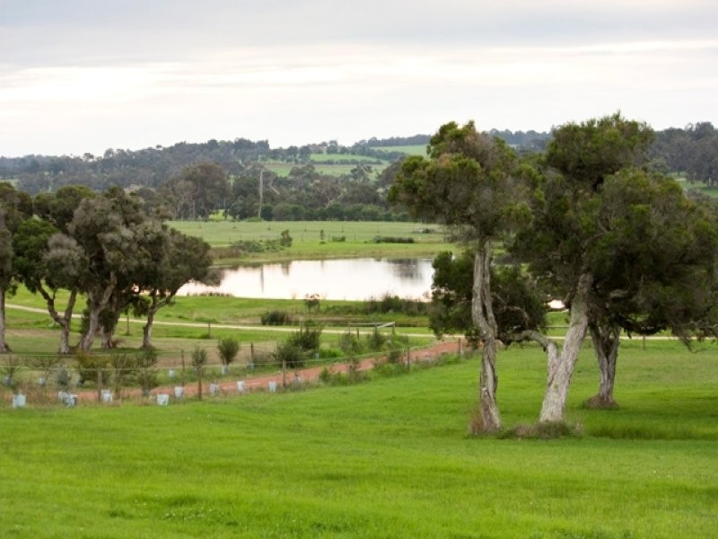 Rivervale Chase, Lower King WA 6330