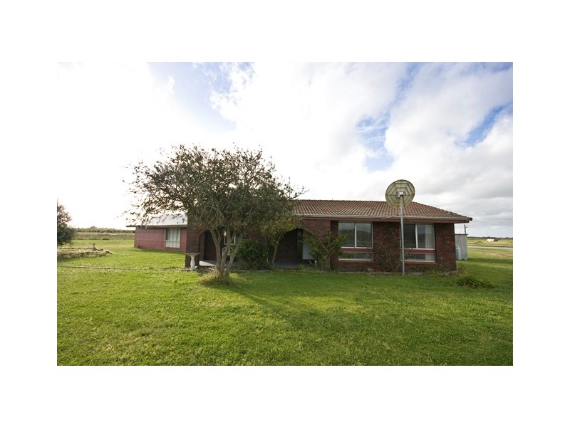 304 Wilcox Road, Redmond WA 6327