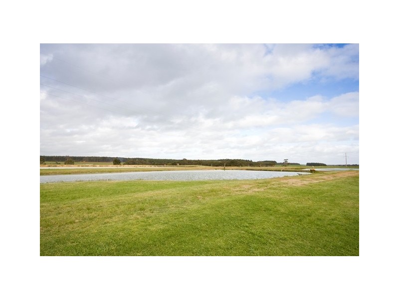 304 Wilcox Road, Redmond WA 6327