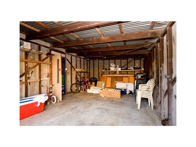 24 Angove Road, Spencer Park WA 6330