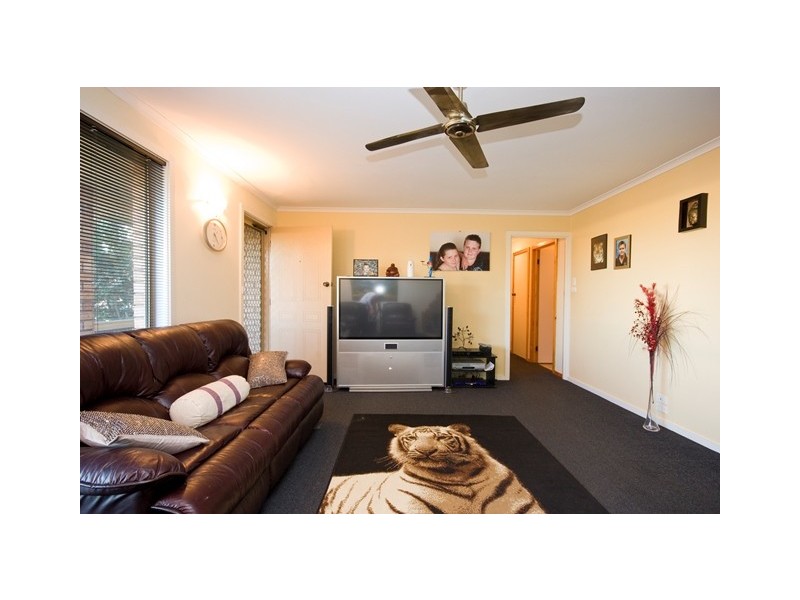 11 Turner Street, Orana WA 6330