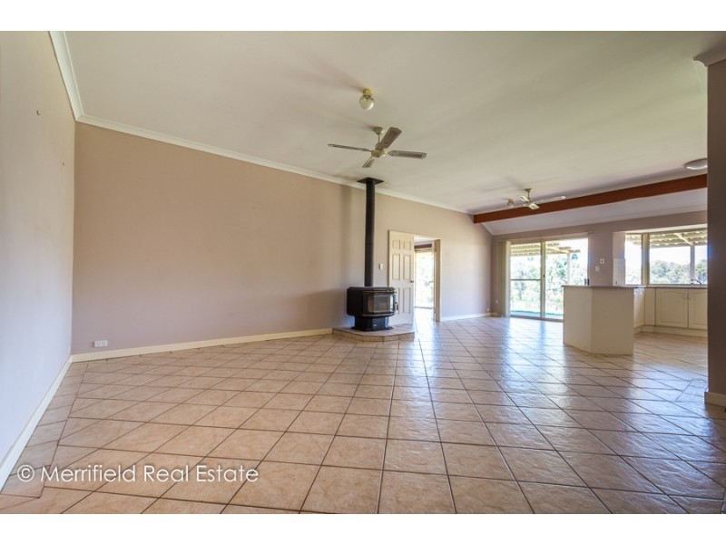 27 Little Oxford Street, Gledhow WA 6330
