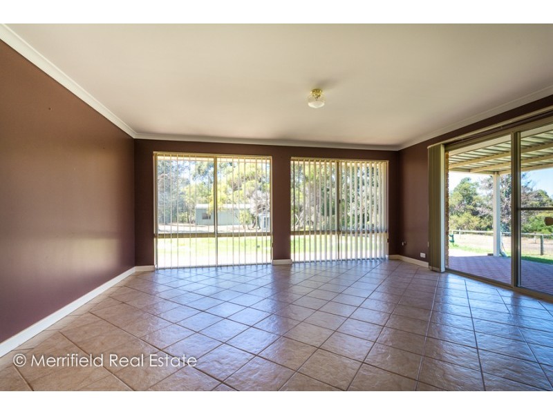 27 Little Oxford Street, Gledhow WA 6330