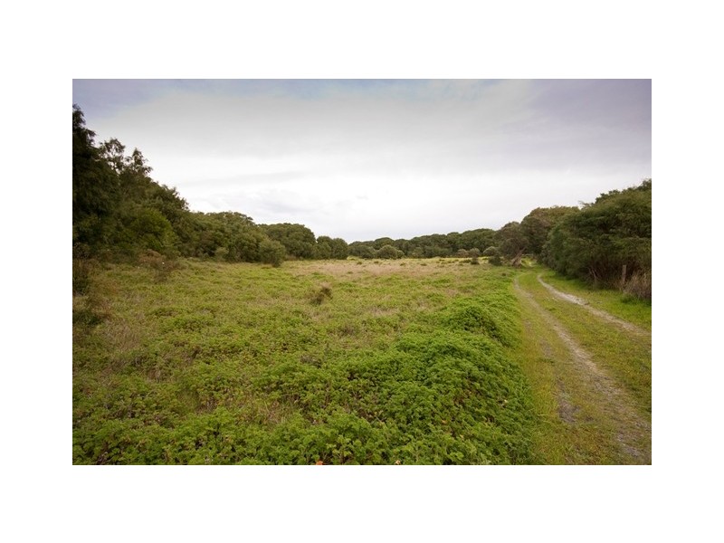 92 Princess Avenue, Robinson WA 6330