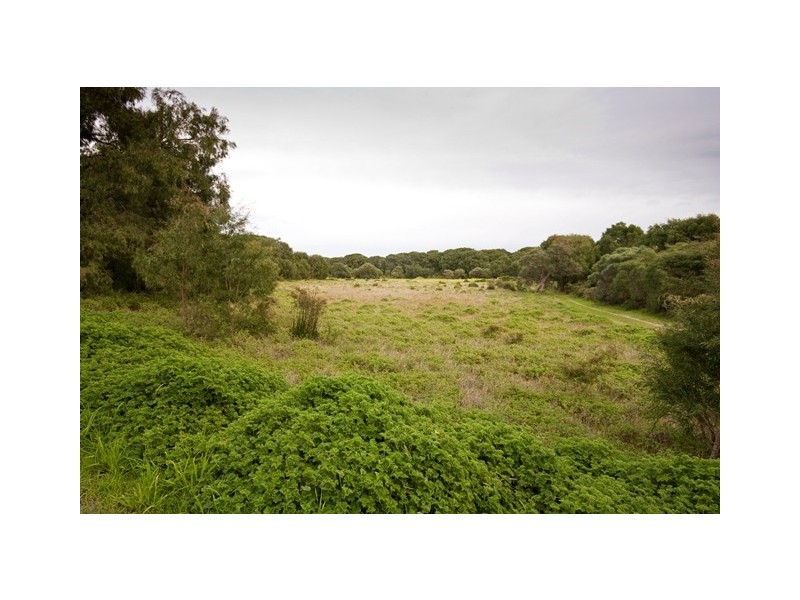 92 Princess Avenue, Robinson WA 6330