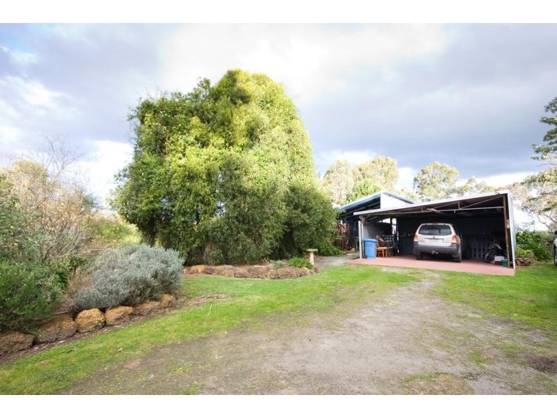 1258 Millbrook Road, Millbrook WA 6330