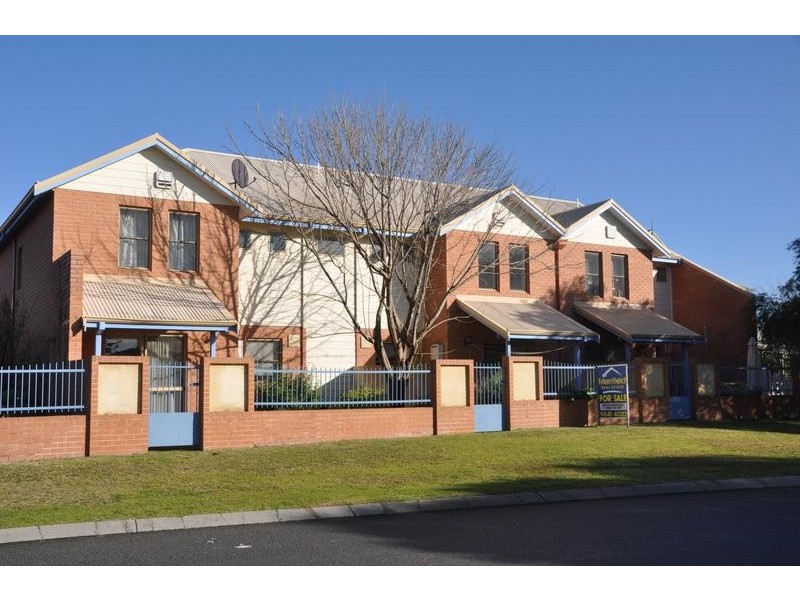 11/20 Adelaide Crescent, Middleton Beach WA 6330