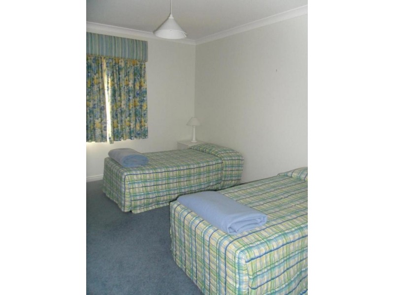 11/20 Adelaide Crescent, Middleton Beach WA 6330