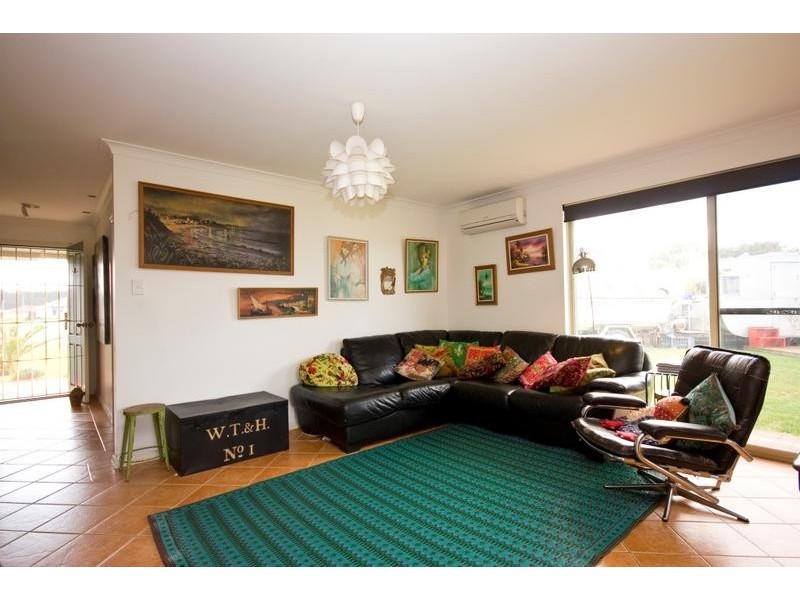 14 Stoddart Corner, Mckail WA 6330