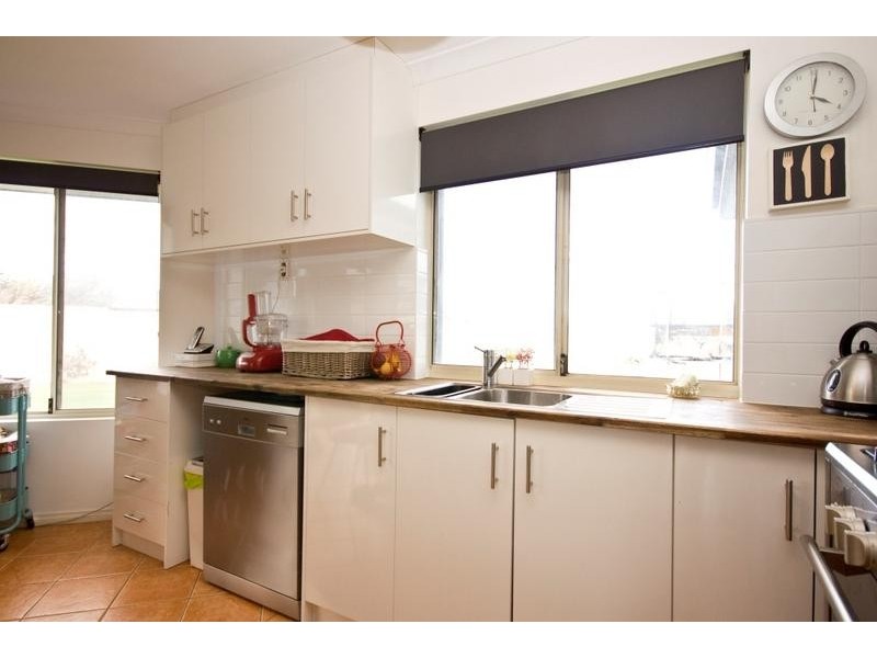 14 Stoddart Corner, Mckail WA 6330