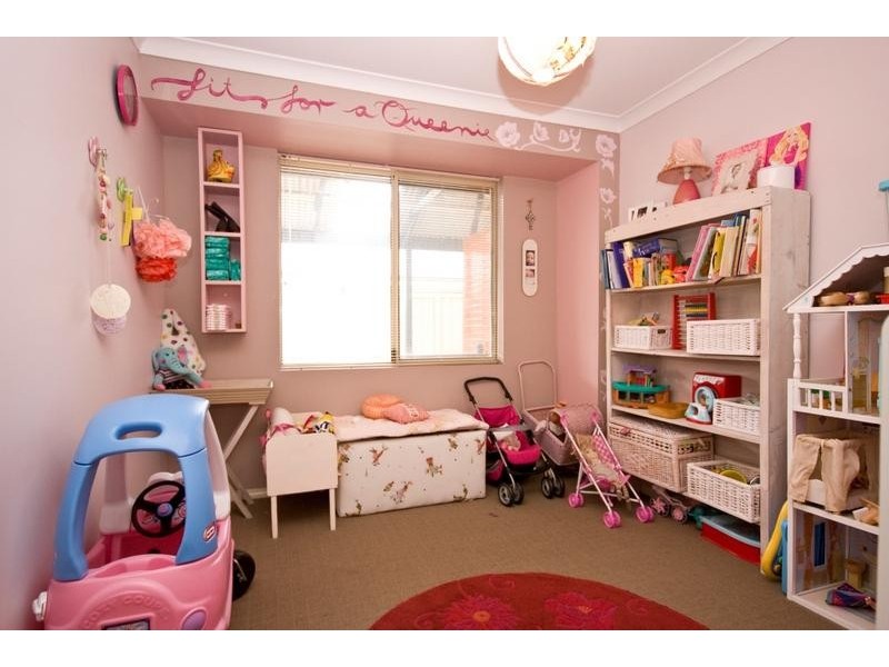 14 Stoddart Corner, Mckail WA 6330