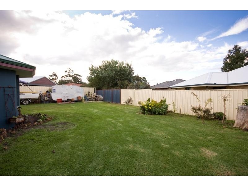 14 Stoddart Corner, Mckail WA 6330