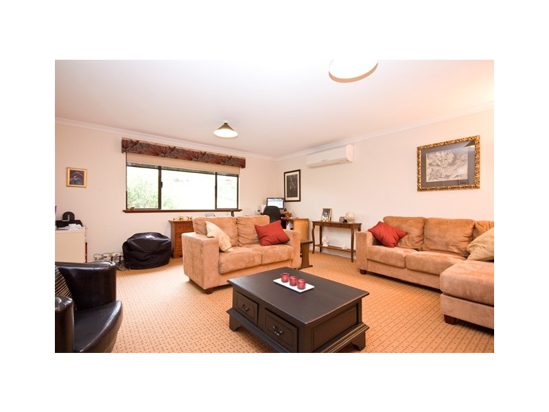 23 Boronia Avenue, Collingwood Heights WA 6330