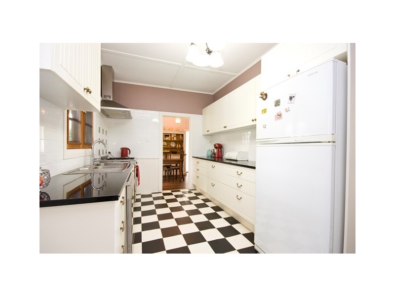 7 Camfield Street, Mount Melville WA 6330