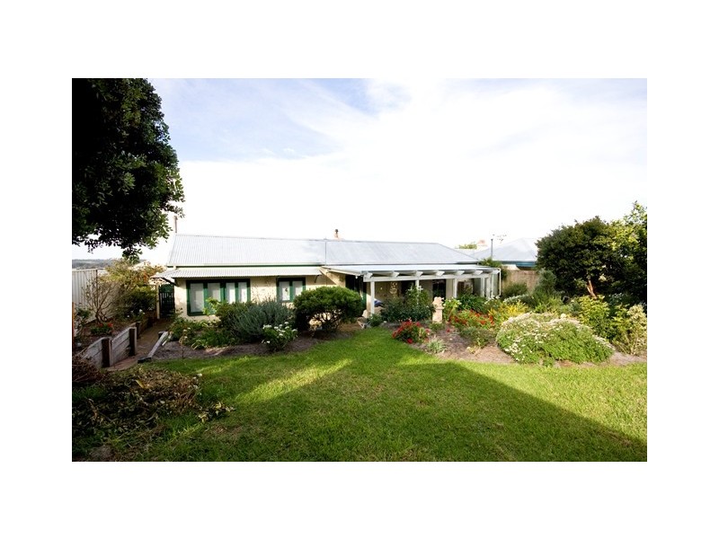 7 Camfield Street, Mount Melville WA 6330