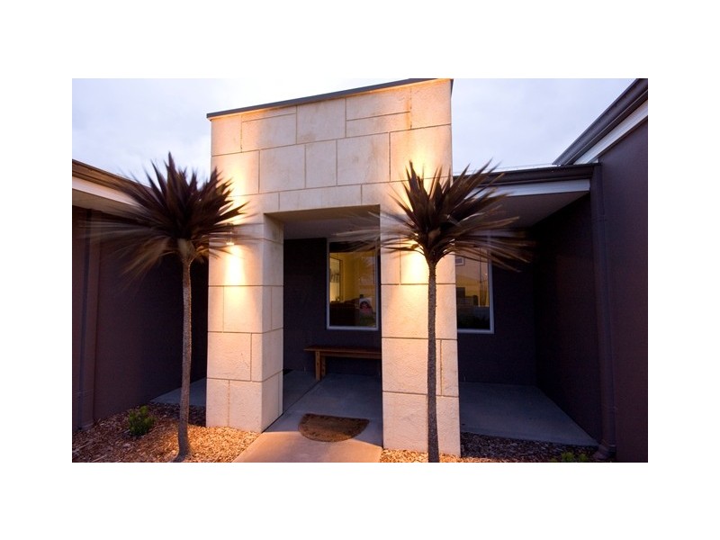 3 Stoddart Corner, Mckail WA 6330