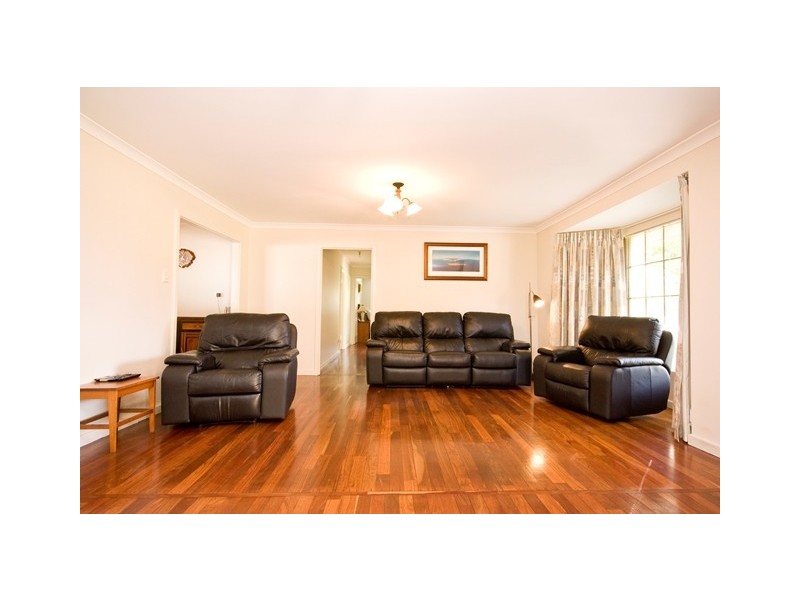 63 Robinson Road, Robinson WA 6330