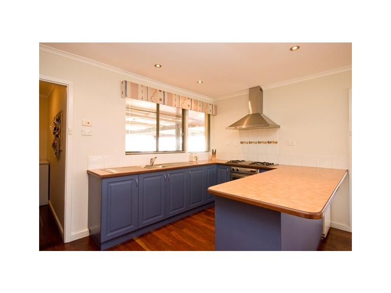 63 Robinson Road, Robinson WA 6330