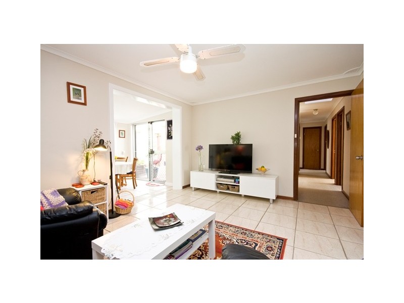 6 Bohemia Road, Yakamia WA 6330