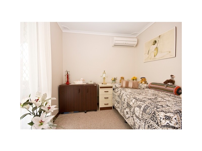 6 Bohemia Road, Yakamia WA 6330