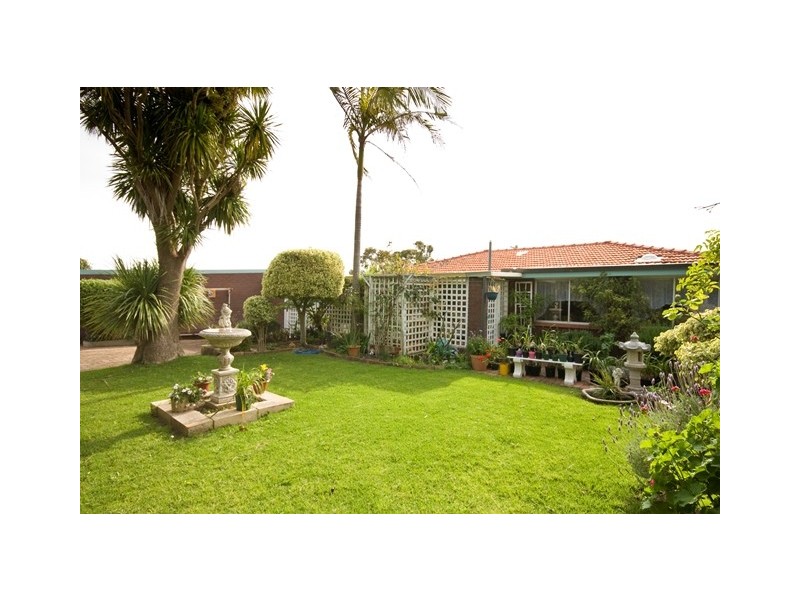 6 Bohemia Road, Yakamia WA 6330