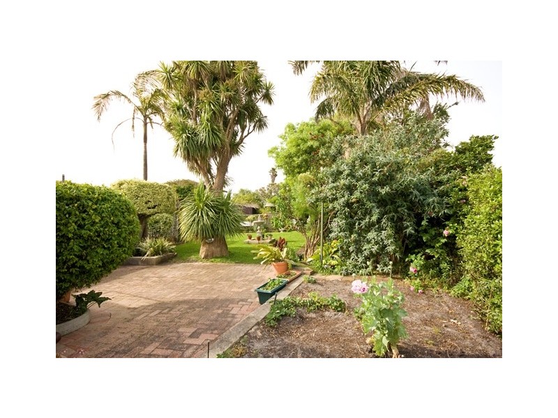 6 Bohemia Road, Yakamia WA 6330