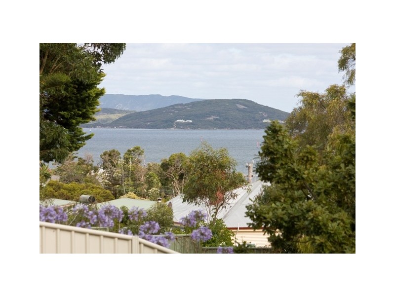 1/237 Grey Street West, Mount Melville WA 6330