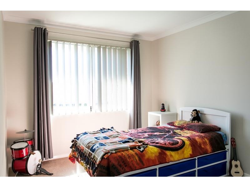 8 Satellite Close, Mckail WA 6330