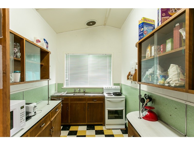 1 Runnymede Street, Goode Beach WA 6330