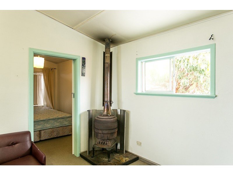 1 Runnymede Street, Goode Beach WA 6330