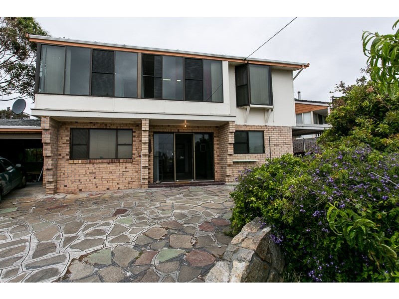 1 Runnymede Street, Goode Beach WA 6330