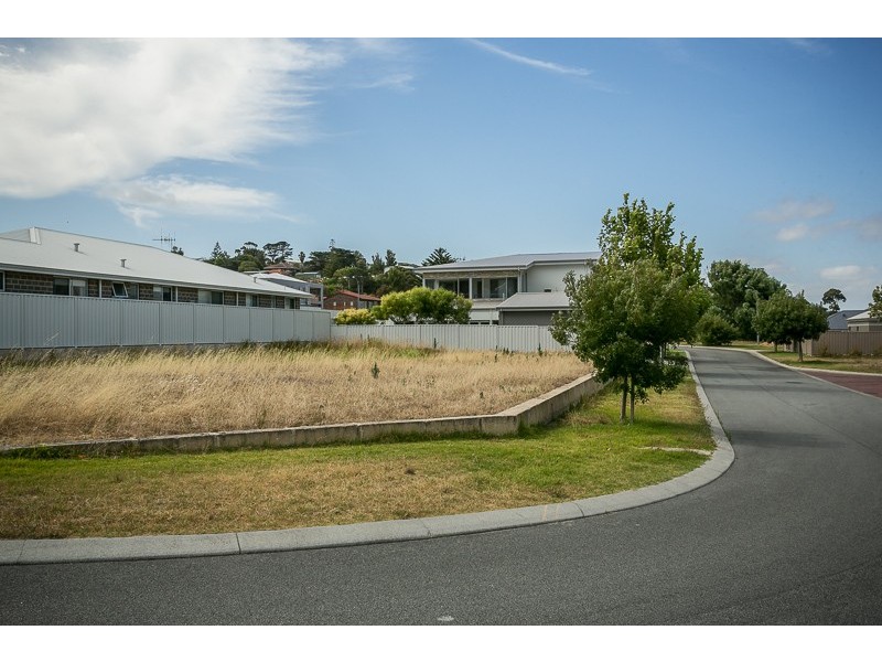 Lot 241, 19 Henley Grove, Mira Mar WA 6330