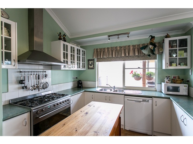 4283 Chester Pass Road, Porongurup WA 6324