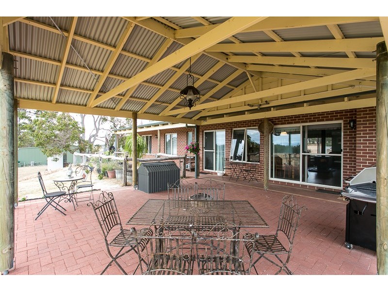 4283 Chester Pass Road, Porongurup WA 6324