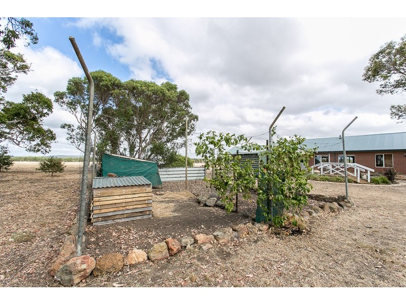 4283 Chester Pass Road, Porongurup WA 6324