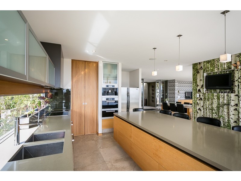 65 Wylie Crescent, Middleton Beach WA 6330