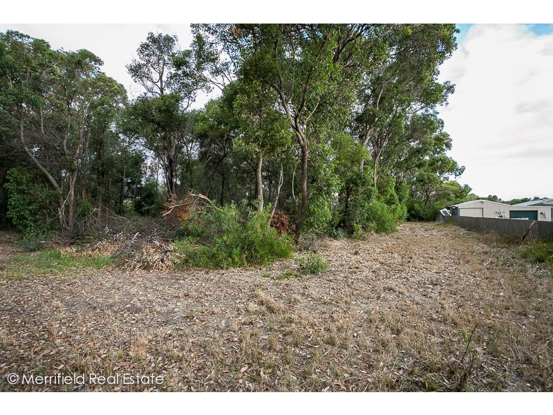 16 Burvill Street, Gledhow WA 6330