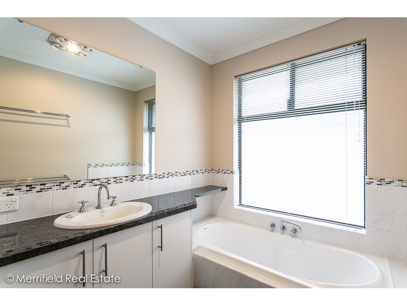 26 Ethereal Drive, Mckail WA 6330