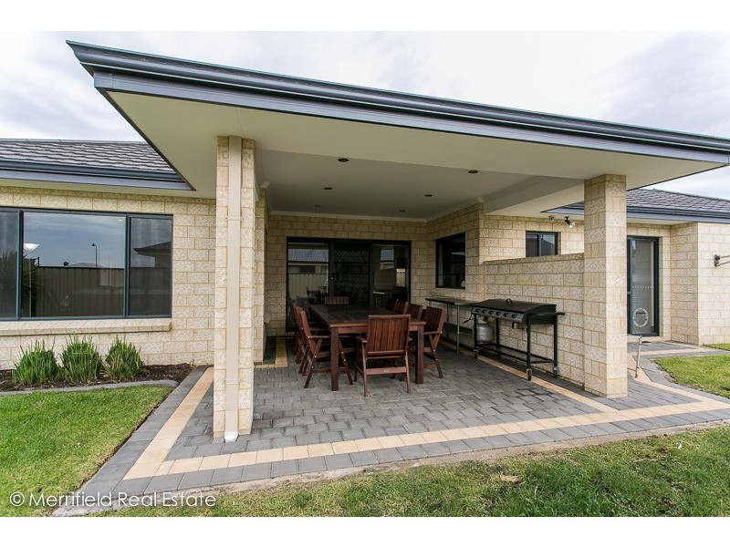 26 Ethereal Drive, Mckail WA 6330