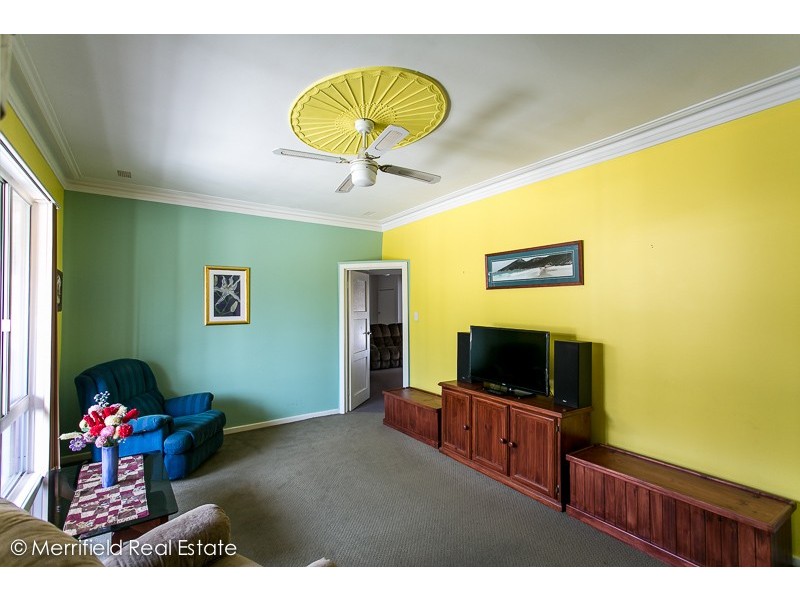 2 Lancaster Road, Mckail WA 6330