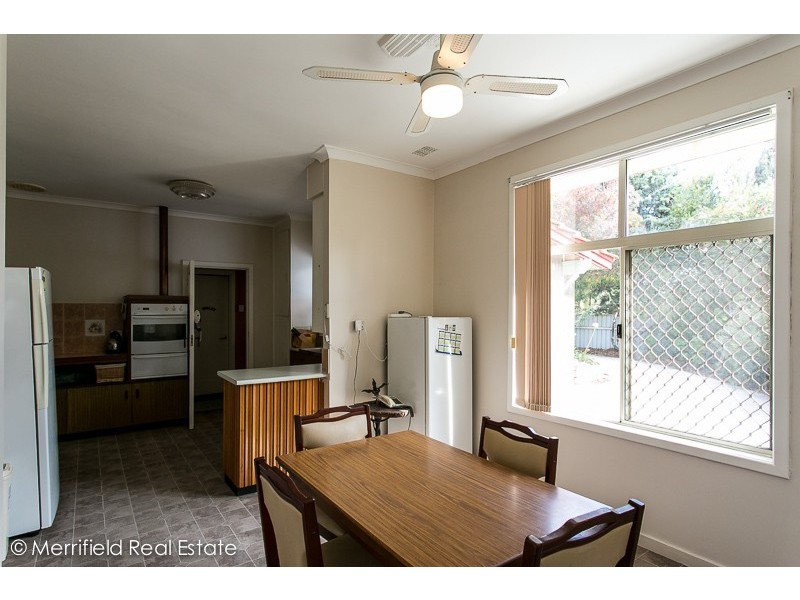 2 Lancaster Road, Mckail WA 6330