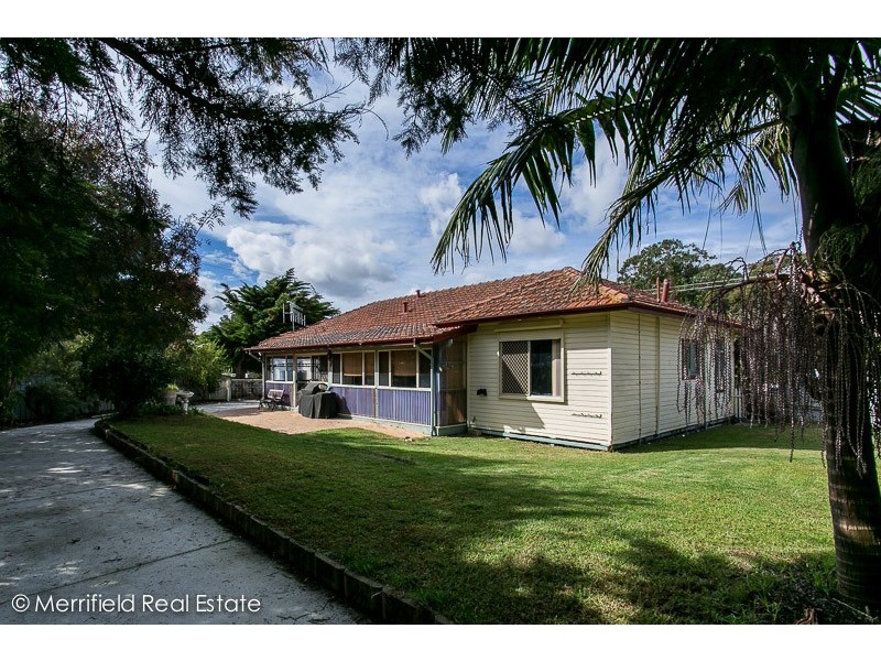 2 Lancaster Road, Mckail WA 6330