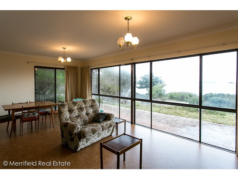 18b La Perouse Court, Goode Beach WA 6330