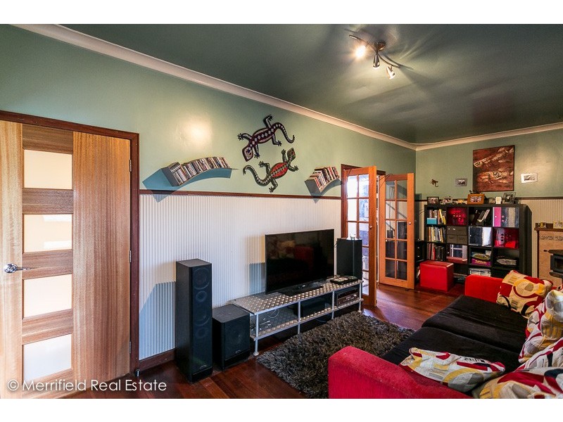 19 Edward Street, Yakamia WA 6330