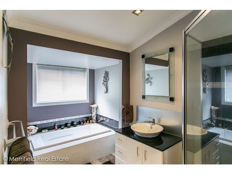 19 Edward Street, Yakamia WA 6330