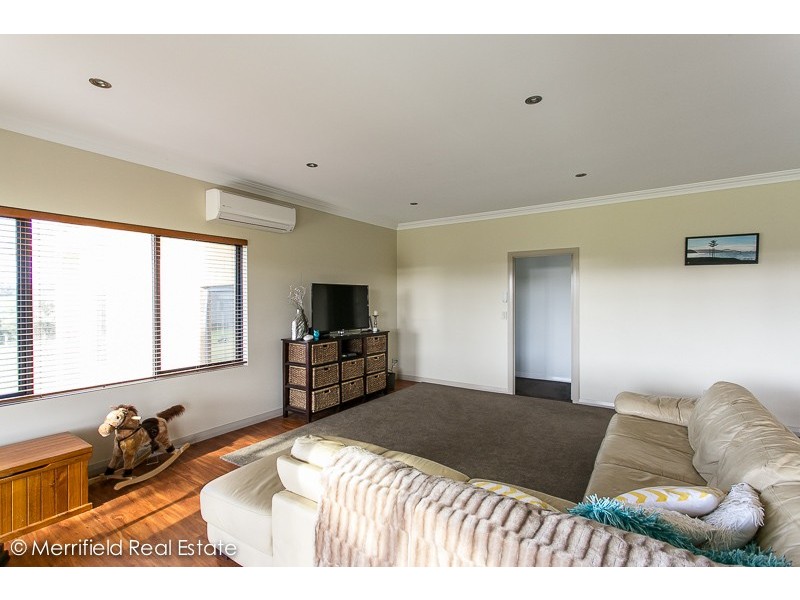 102 Randell Crescent, Warrenup WA 6330